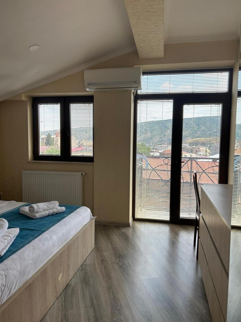 Tbilisi Center Hotel מראה חיצוני תמונה