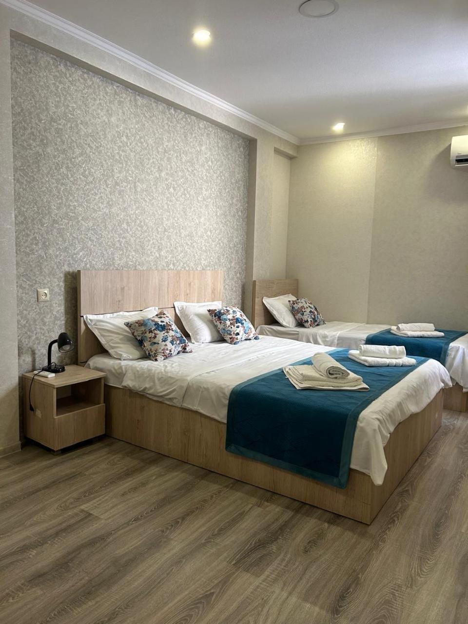 Tbilisi Center Hotel מראה חיצוני תמונה