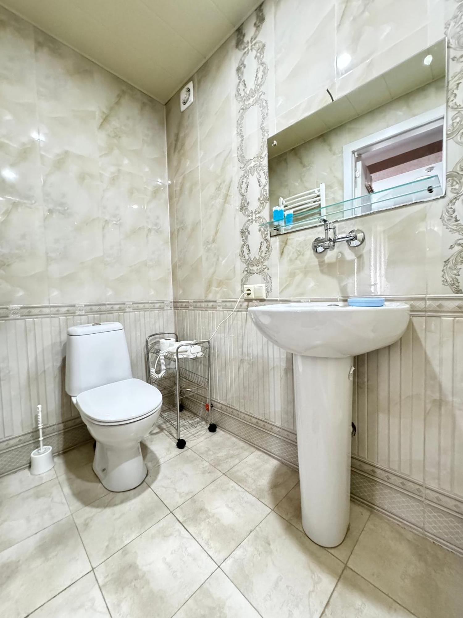 Tbilisi Center Hotel מראה חיצוני תמונה